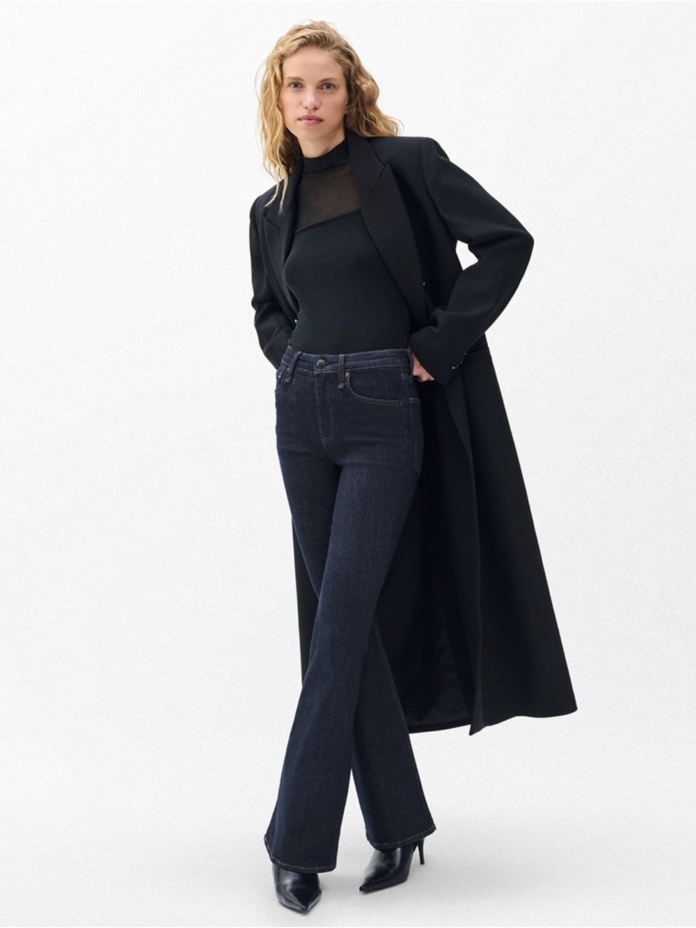 Rag & Bone Bootcut High-Rise Jeans in Rinse Size 27